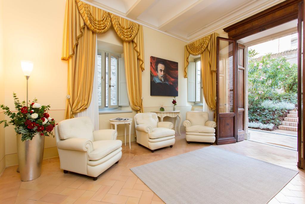 דירות סן סברינו מארקה Palazzo Gentili מראה חיצוני תמונה