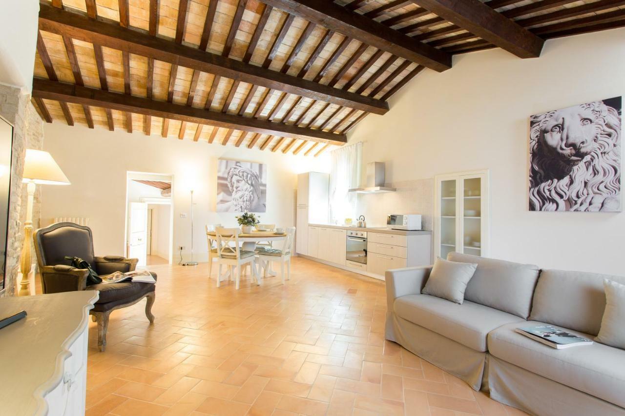 דירות סן סברינו מארקה Palazzo Gentili מראה חיצוני תמונה