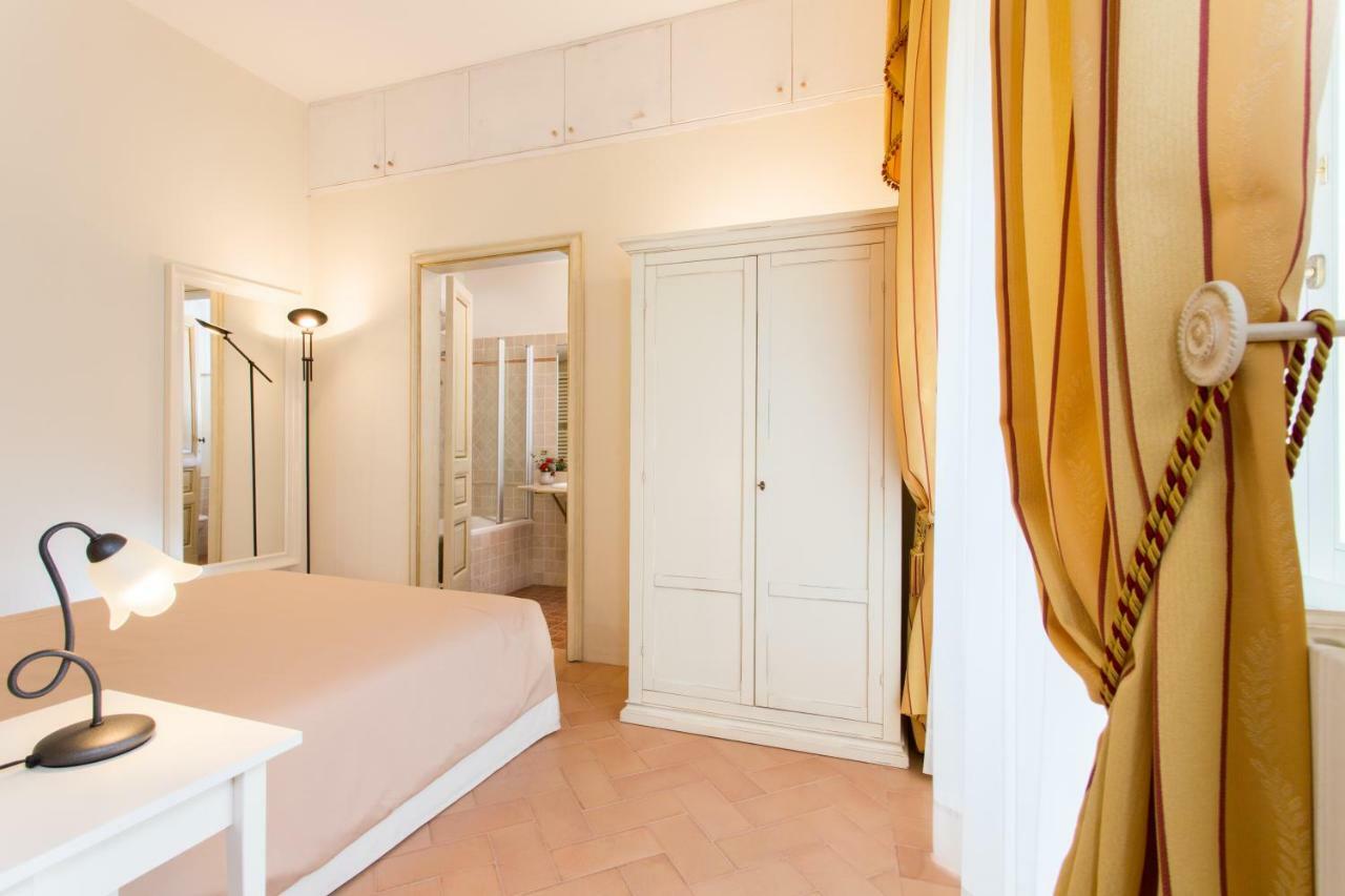 דירות סן סברינו מארקה Palazzo Gentili מראה חיצוני תמונה